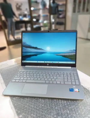 New Laptop HP Stream Notebook 8GB Intel Core I5 SSD 512GB
