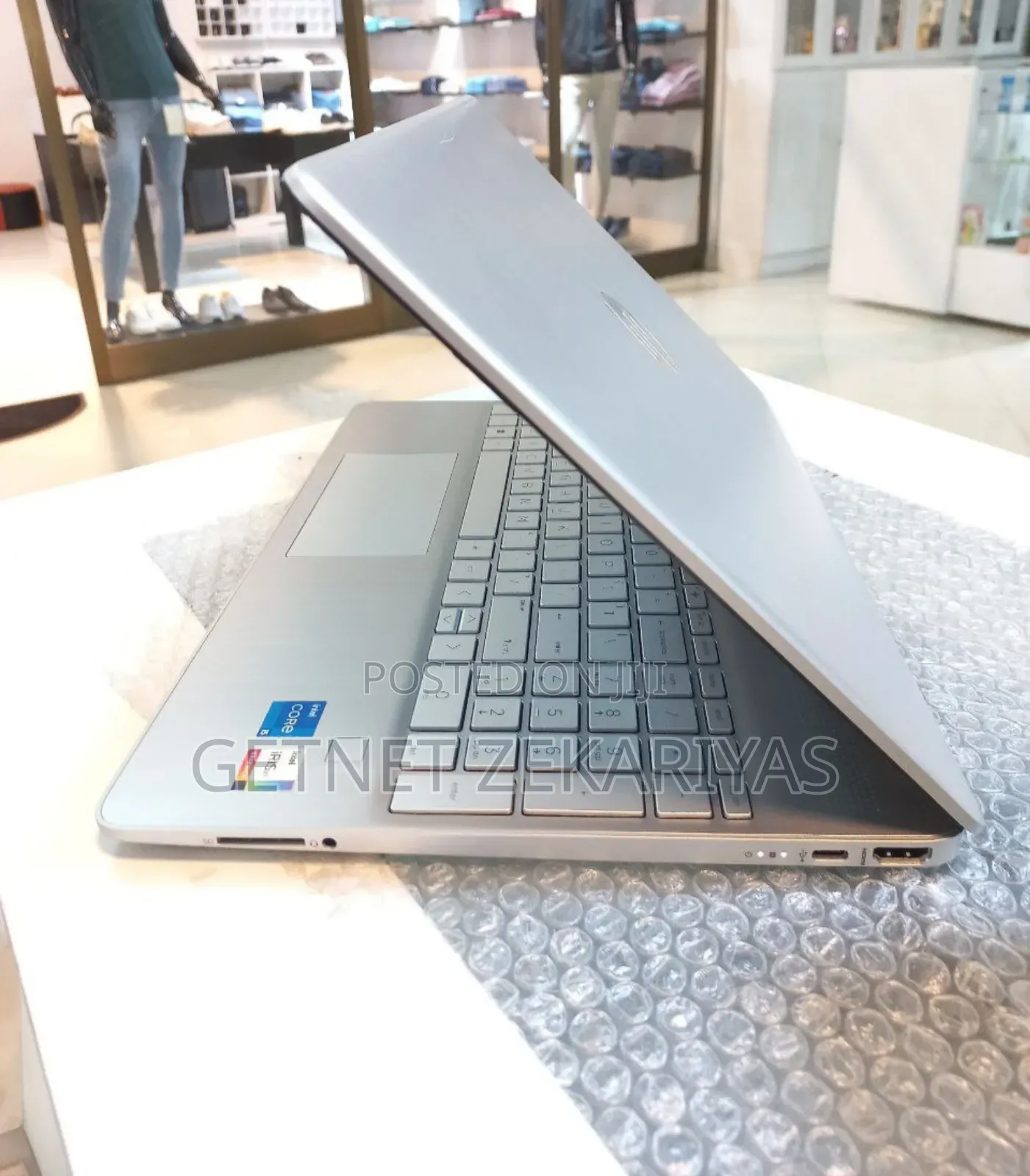 New Laptop HP Stream Notebook 8GB Intel Core I5 SSD 512GB