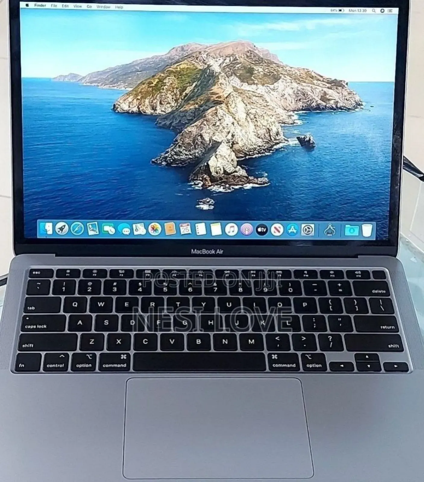 New Laptop Apple MacBook Air 2020 8GB Intel Core I7 SSD 512GB