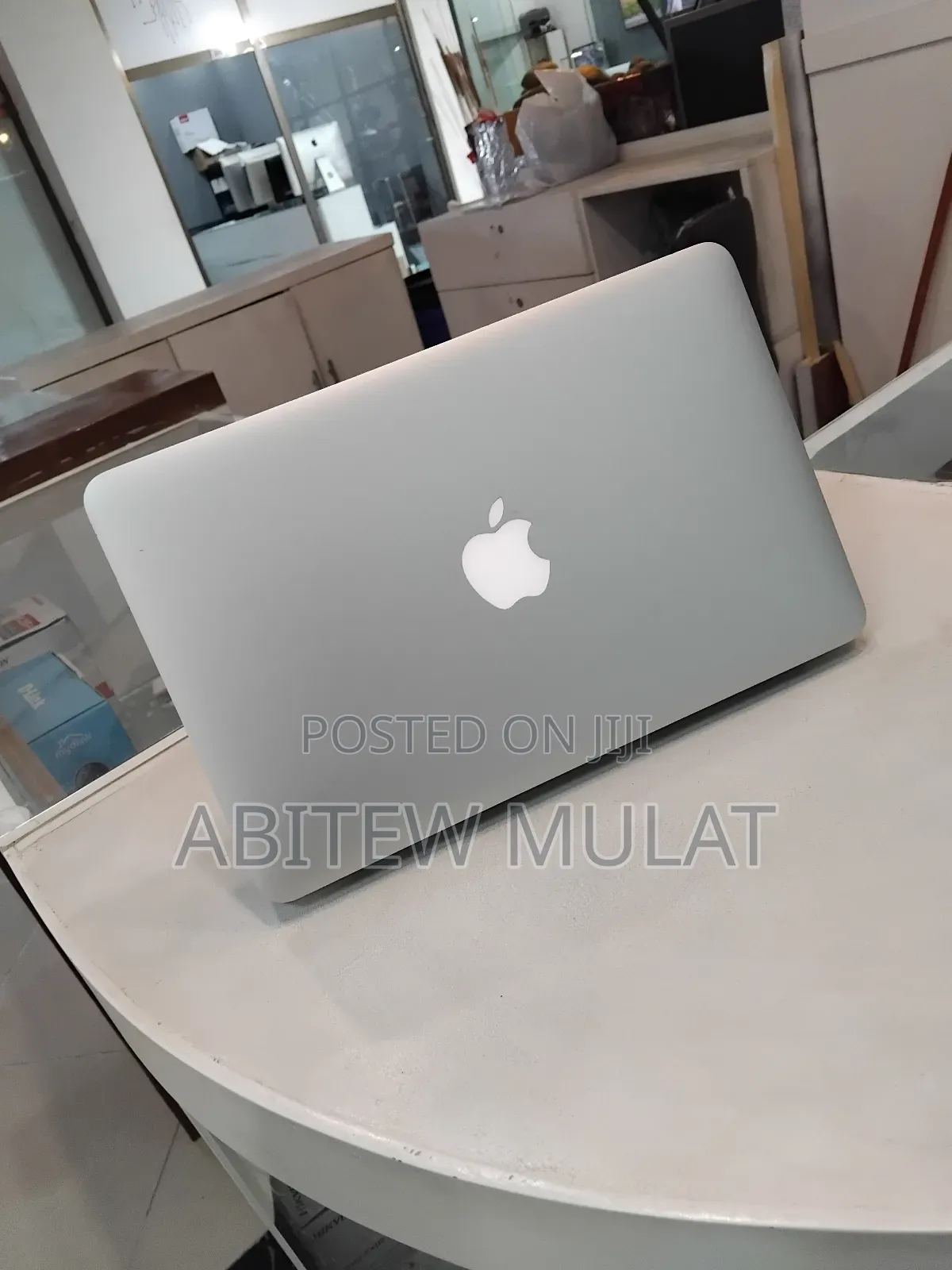 New Laptop Apple MacBook Air 2015 4GB Intel Core I5 SSD 128GB