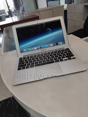 New Laptop Apple MacBook Air 2015 4GB Intel Core I5 SSD 128GB