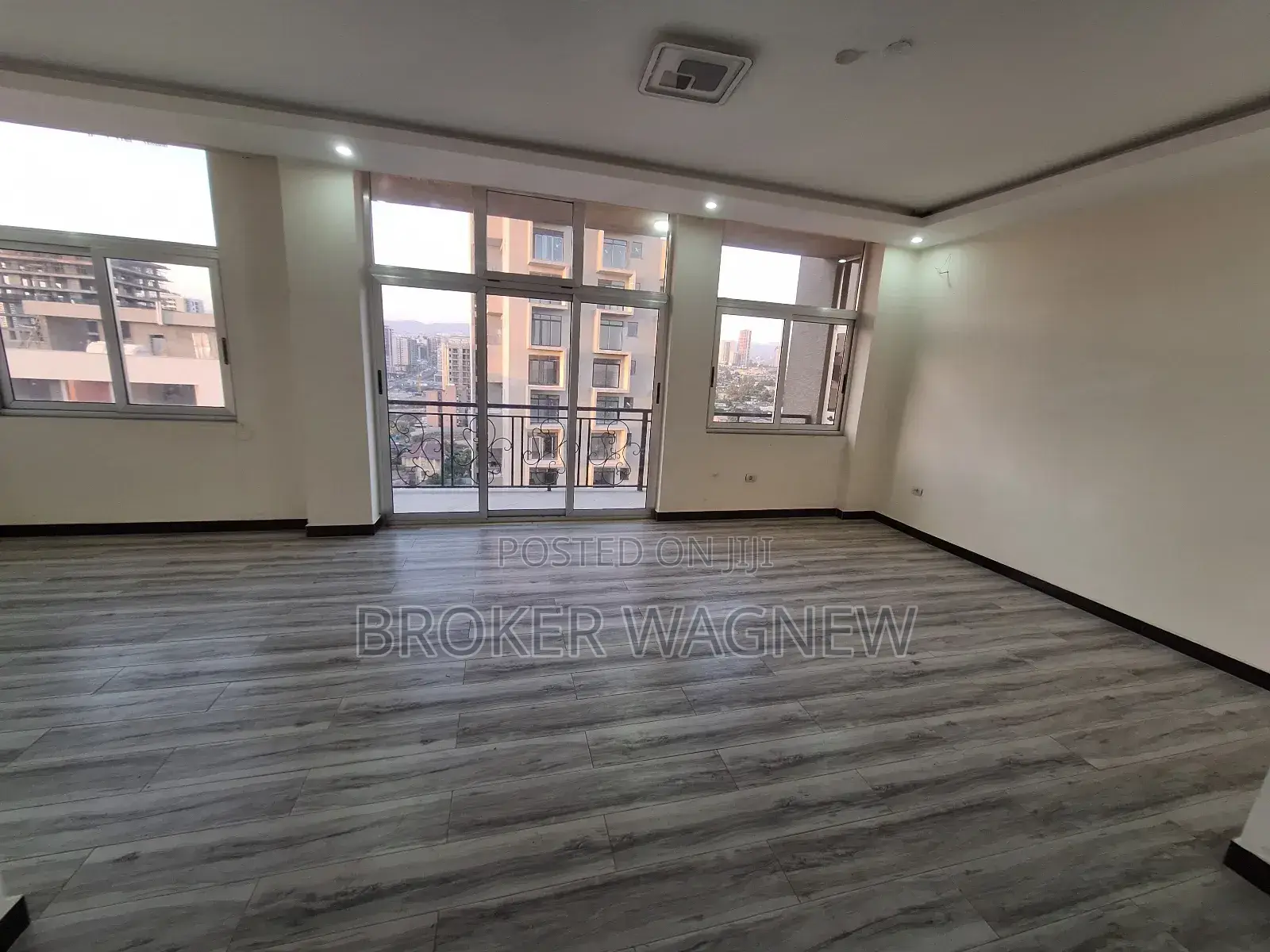 3bdrm Apartment in Kirkos for rent