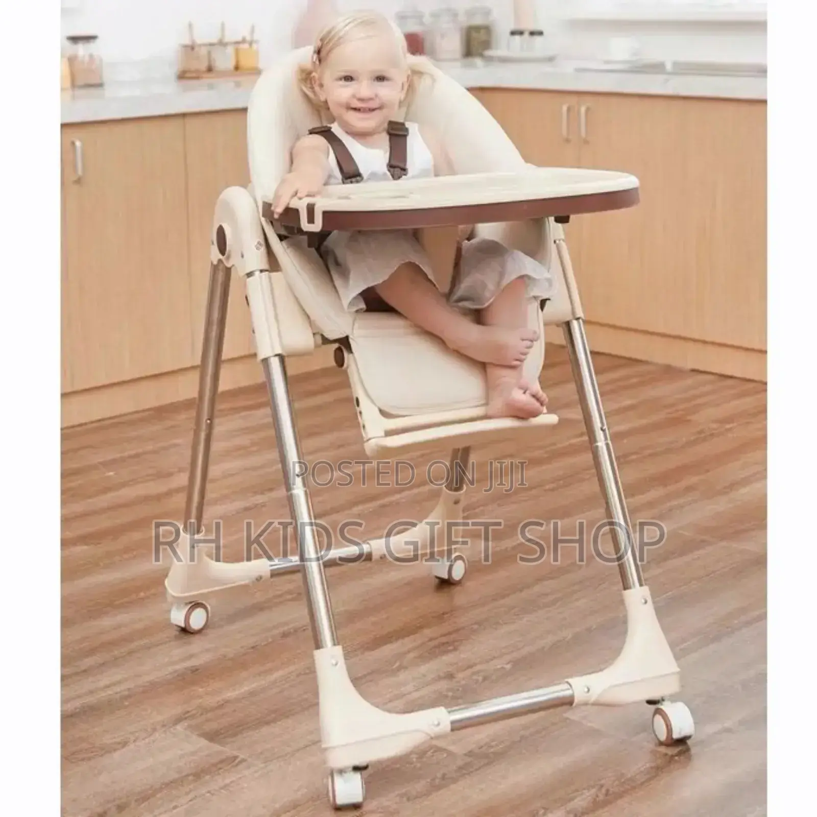Baby Highchair (የልጆች መመገቢያ ወንበር)