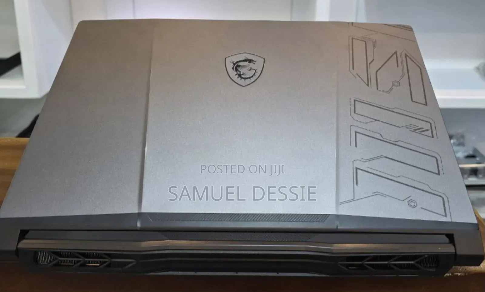 New Laptop MSI 16GB Intel Core I7 SSD 512GB