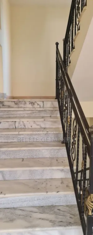 5bdrm House in Semit Fyelbet, G+3, Bole for sale