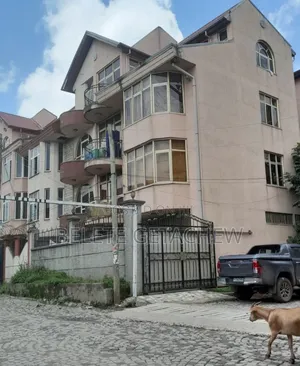 5bdrm House in Semit Fyelbet, G+3, Bole for sale