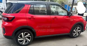 Toyota Raize 2022 Red