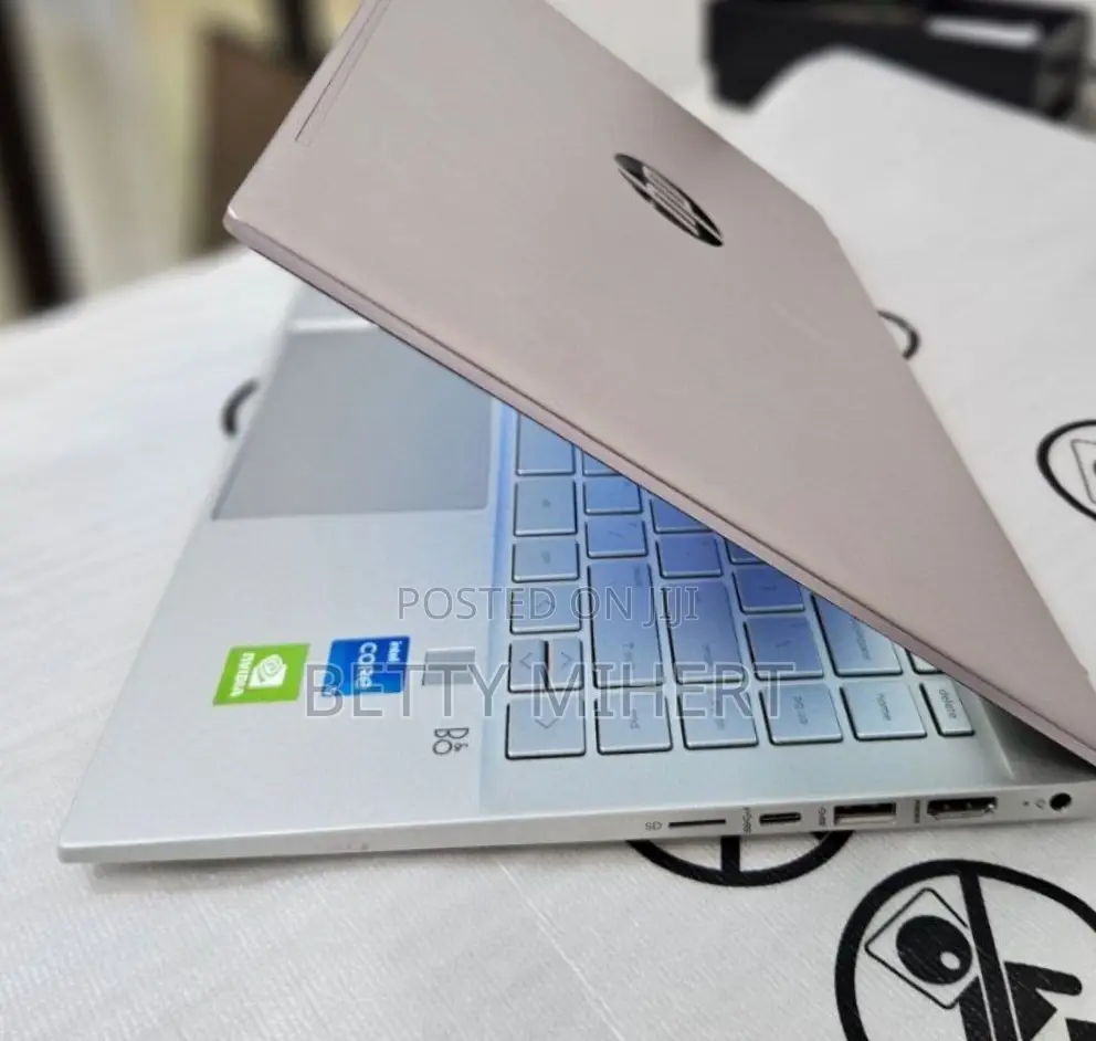 New Laptop HP Pavilion 15 16GB Intel Core I7 SSD 512GB