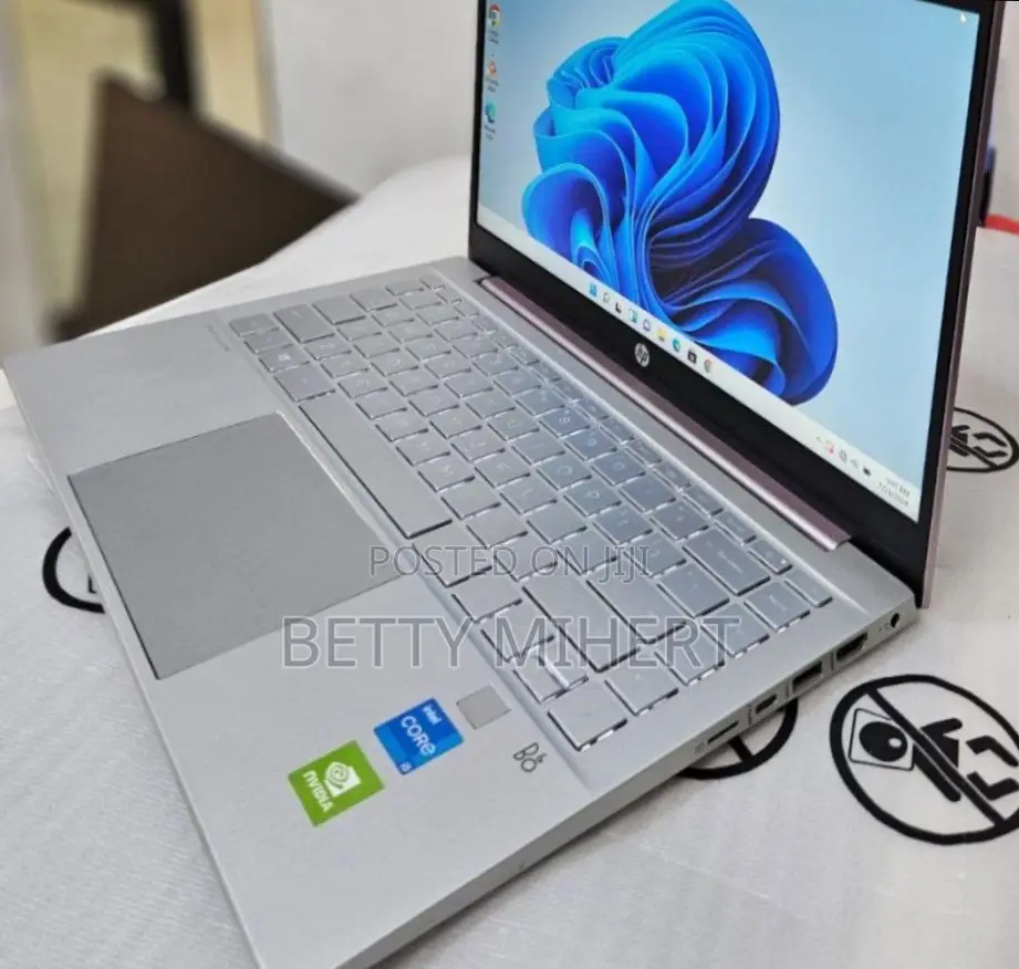 New Laptop HP Pavilion 15 16GB Intel Core I7 SSD 512GB