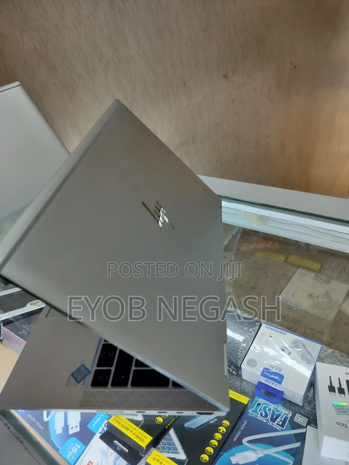 New Laptop HP Envy X360 16GB Intel Core I7 SSD 1T