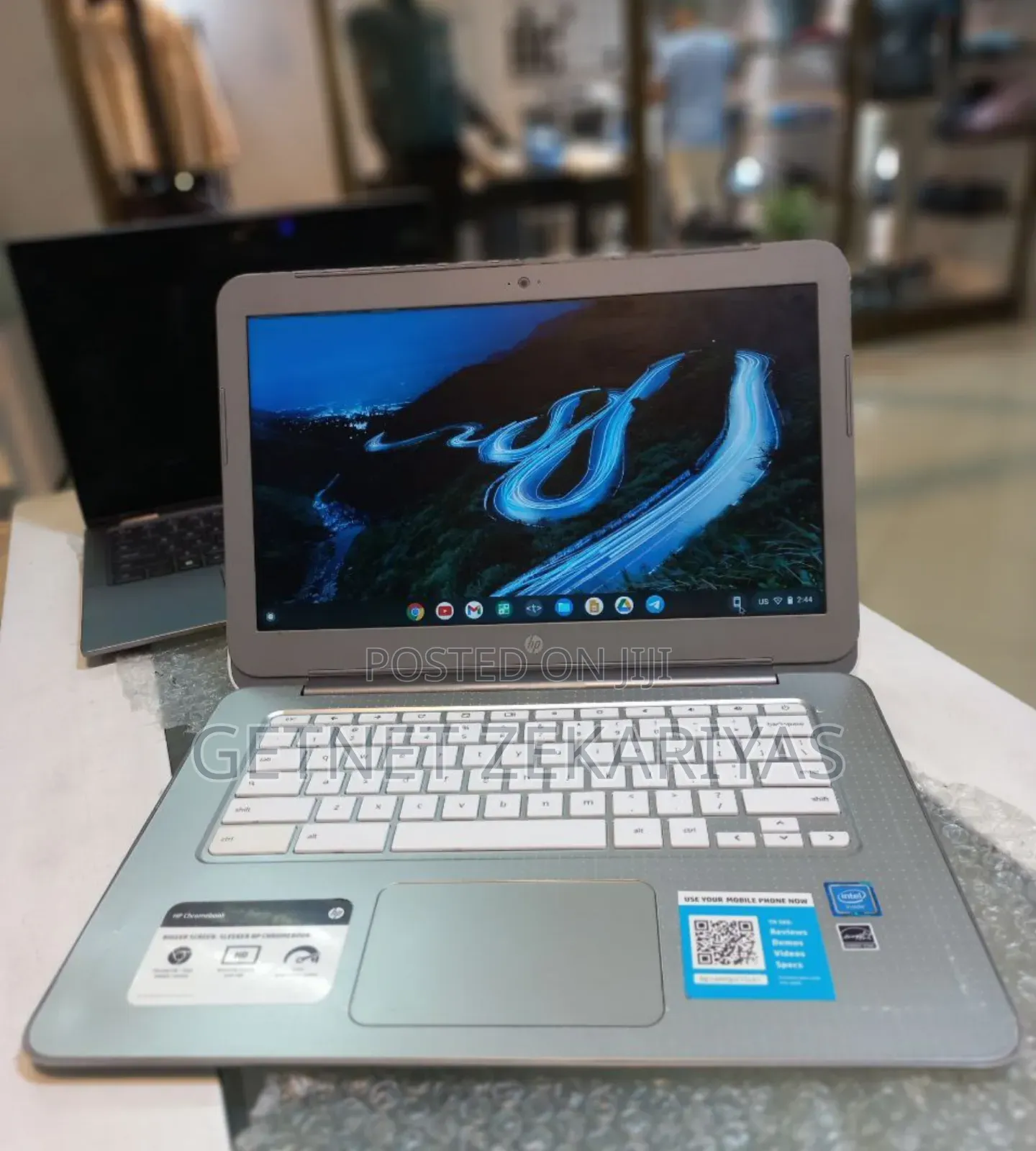 New Laptop HP Chromebook 14 2GB Intel Pentium SSD 16 GB