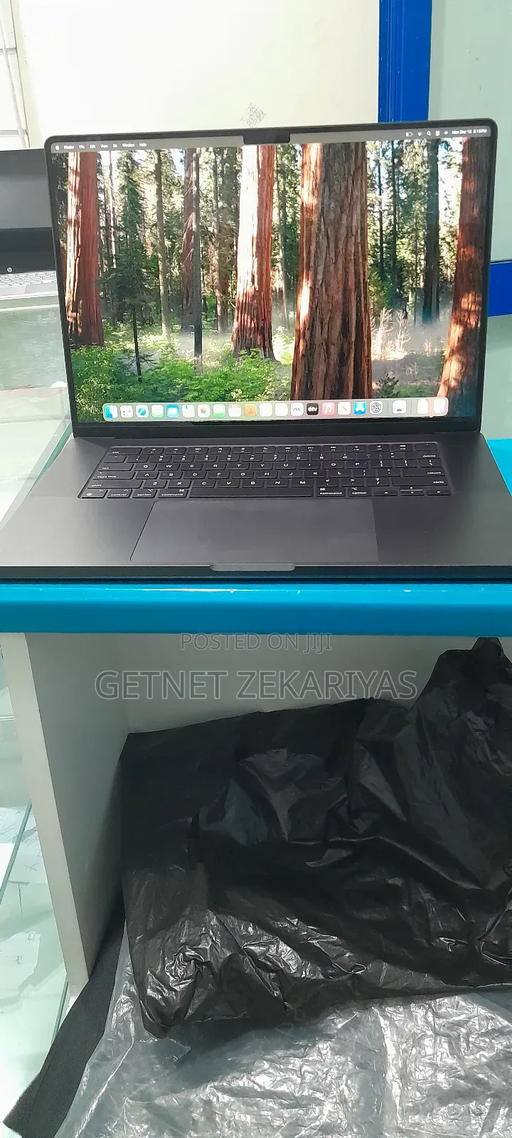 New Apple MacBook Pro 2023 M3 Max 16-Inch 36GB Apple M3 Max SSD 1T