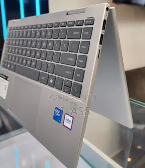 New Laptop HP Envy X360 8GB Intel Core I5 SSD 512GB