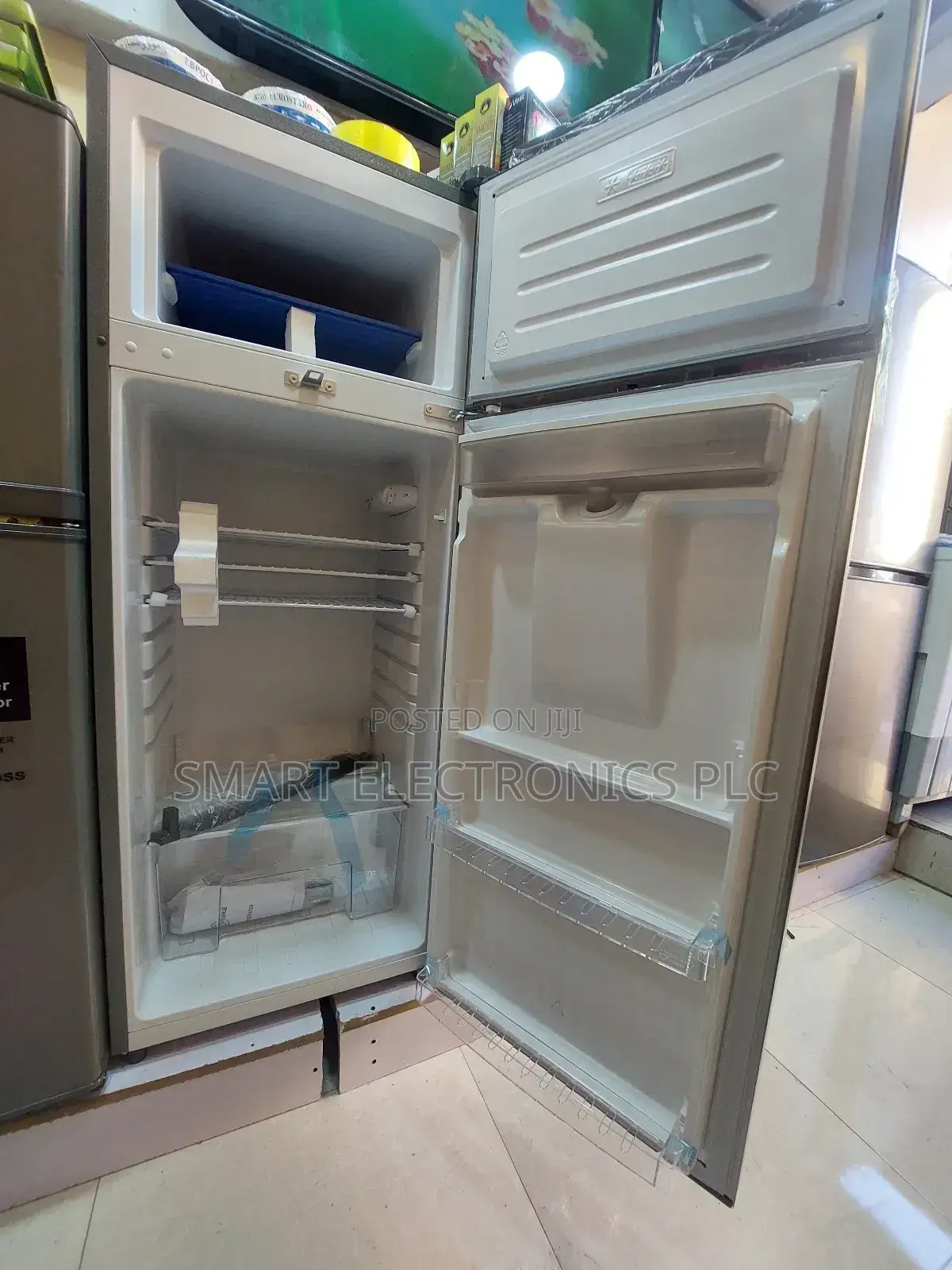 Future Refrigerator 350l