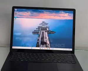 New Laptop Microsoft Surface 16GB Intel Core I7 SSD 512GB