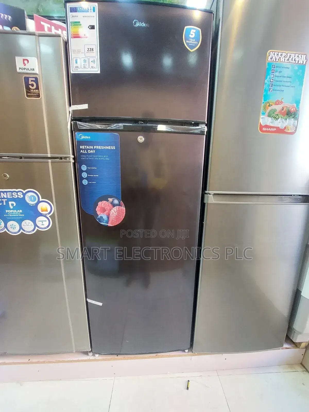 Media Refrigerator 333l