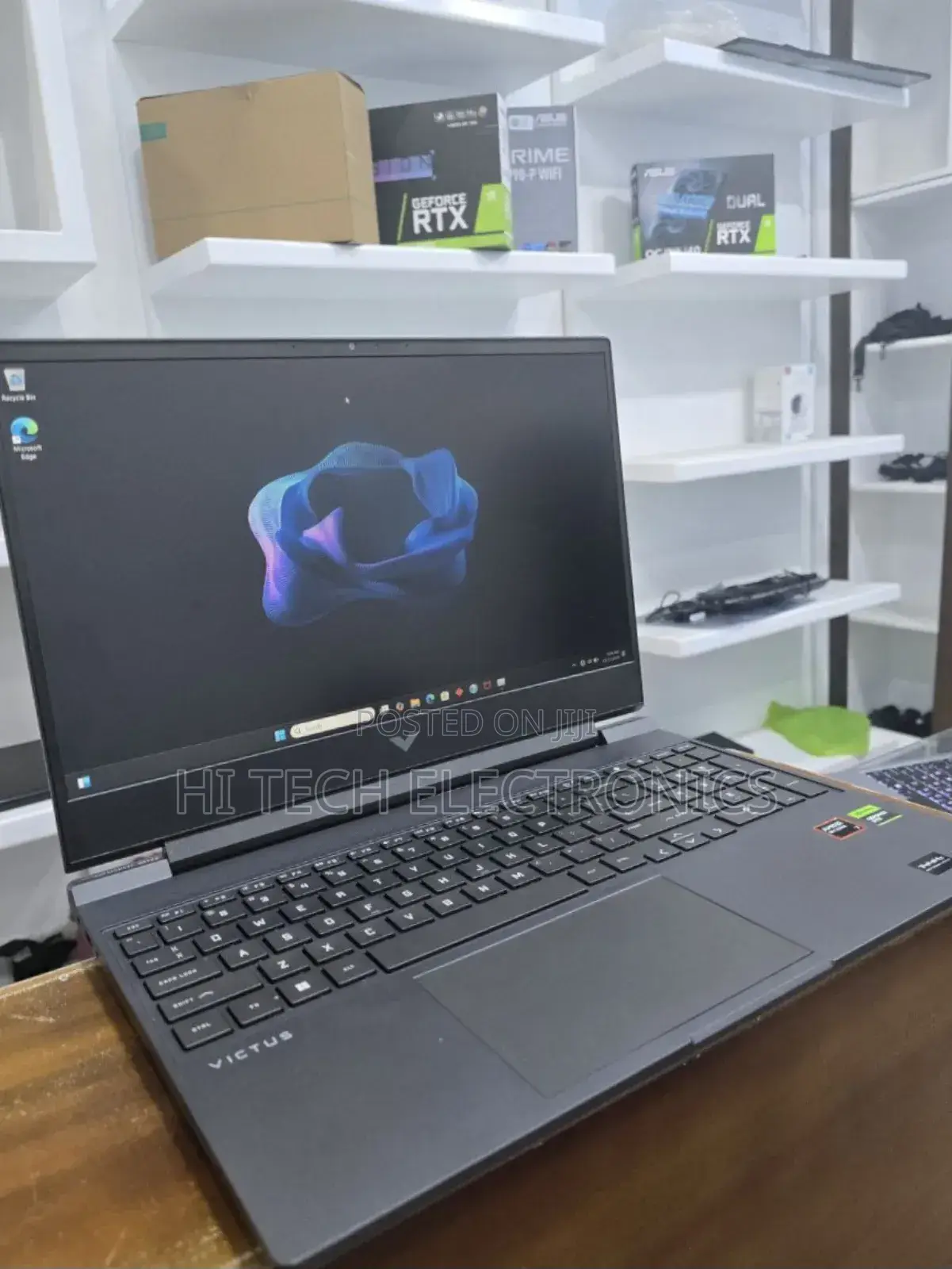 New Laptop HP Victus 16 16GB AMD Ryzen 7 SSD 1T