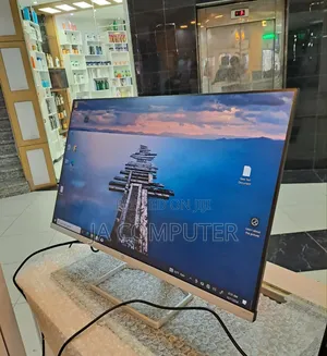 Photo - HP Monitor