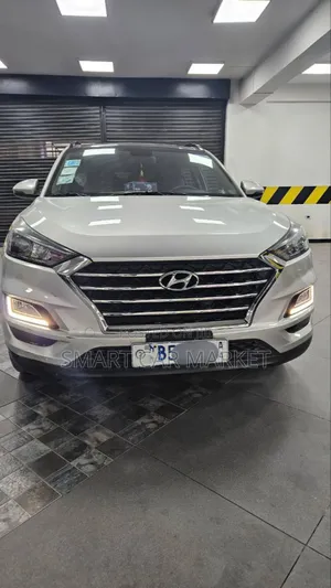 Photo - Hyundai Tucson 2019 Silver