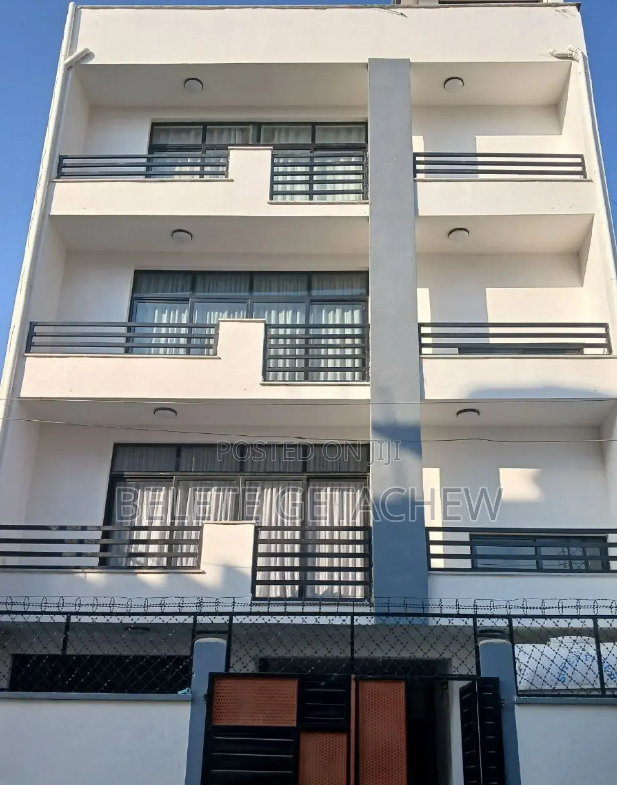 6bdrm House in Bole Arabsa, G+4 for sale