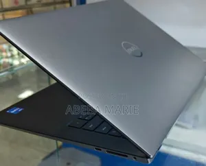 New Laptop Dell Precision 5550 20GB Intel Core I7 SSD 512GB