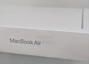 New Laptop Apple MacBook Air 2022 M2 16GB Apple M2 SSD 256GB