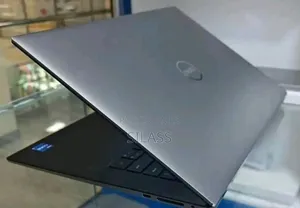 New Laptop Dell Precision 5570 20GB Intel Core I7 SSD 512GB