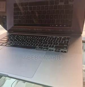 New Laptop Apple MacBook Pro 2019 32GB Intel Core I7 SSD 512GB