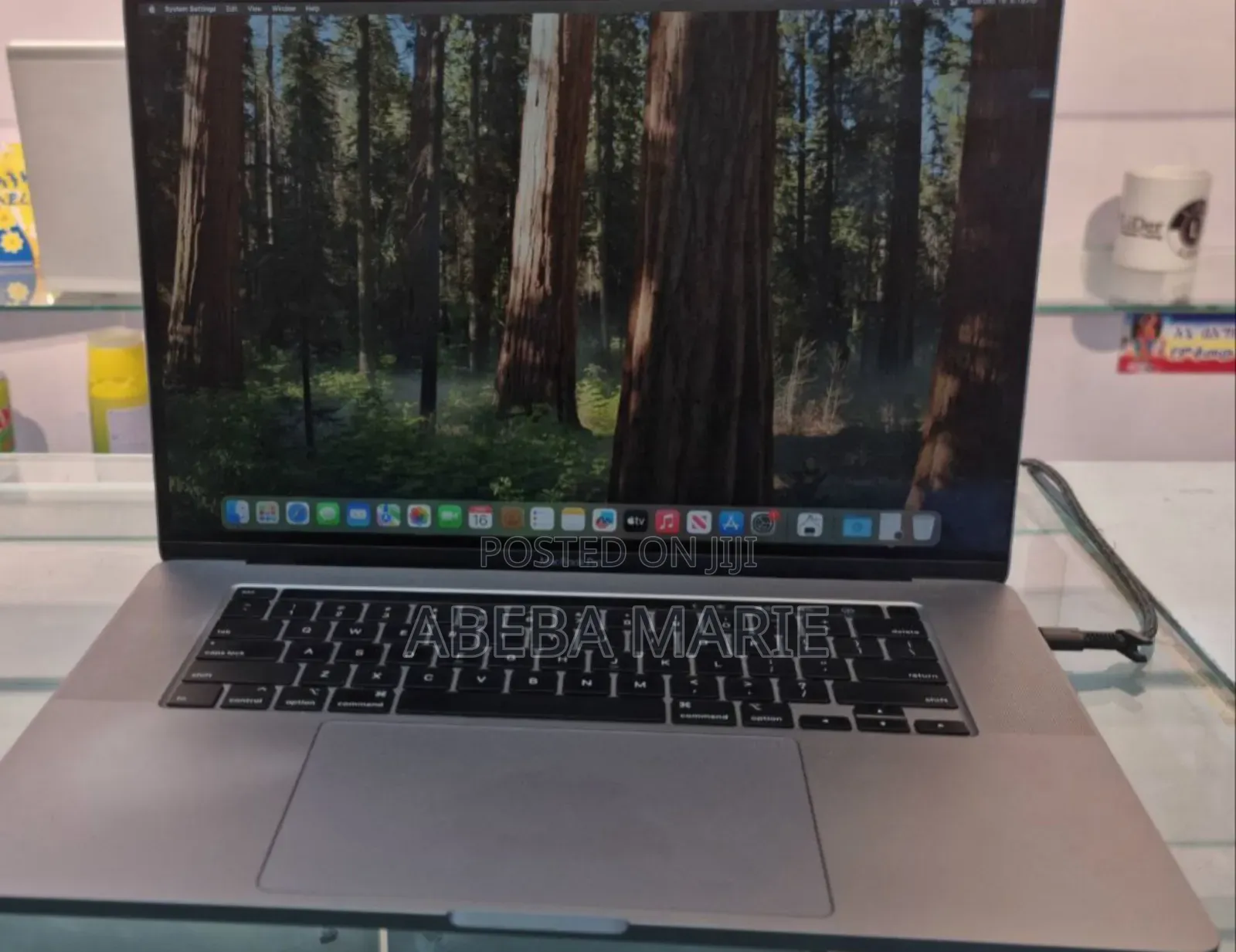 New Laptop Apple MacBook Pro 2019 32GB Intel Core I7 SSD 512GB