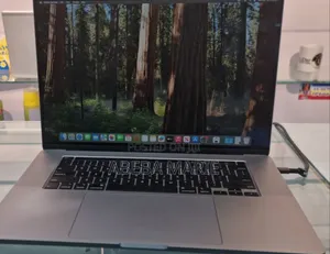 New Laptop Apple MacBook Pro 2019 32GB Intel Core I7 SSD 512GB
