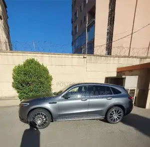 Mercedes-Benz EQC EQC400 4MATIC 2023 Gray