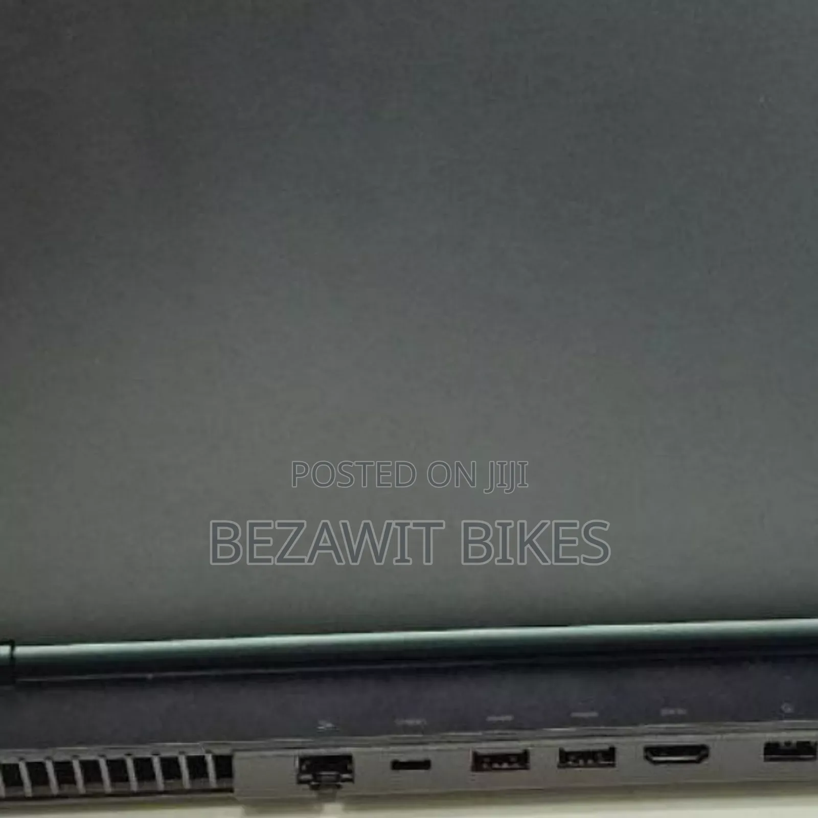 New Laptop Lenovo LOQ 15IRH8 16GB AMD Ryzen 7 SSD 512GB