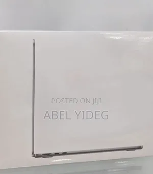 New Laptop Apple MacBook Air 2022 M2 16GB Apple M2 SSD 256GB