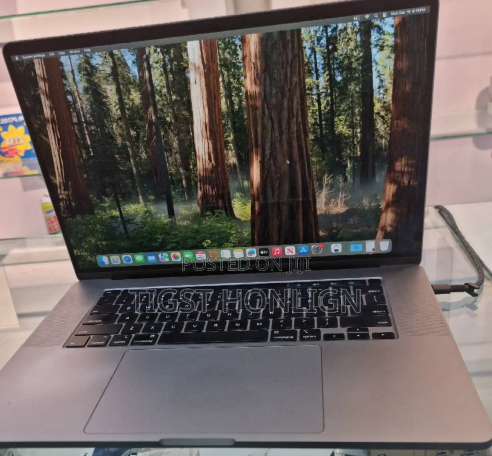New Laptop Apple MacBook Pro 2019 32GB Intel Core I7 SSD 512GB