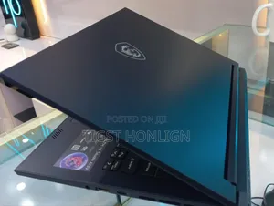 New Laptop MSI Pulse GL66 16GB Intel Core I7 SSD 1T