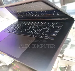 New Laptop Apple MacBook Air 2024 M3 15-Inch 8GB Apple M3 SSD 256GB