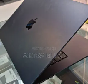 New Laptop Apple MacBook Air 2024 M3 15-Inch 8GB Apple M3 SSD 256GB