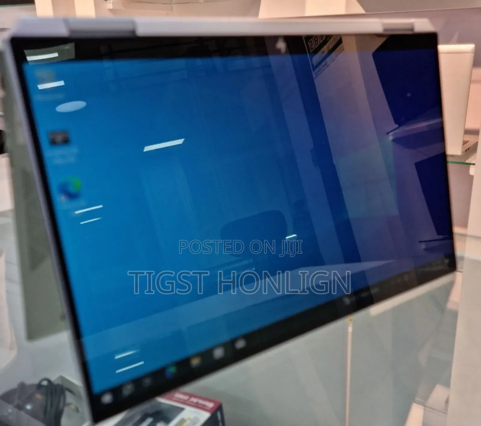 New Laptop HP Spectra 13 16GB Intel Core I7 SSD 1T