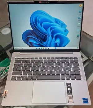 Photo - New Laptop Lenovo Ideapad 3 16GB Intel Core I5 SSD 1T