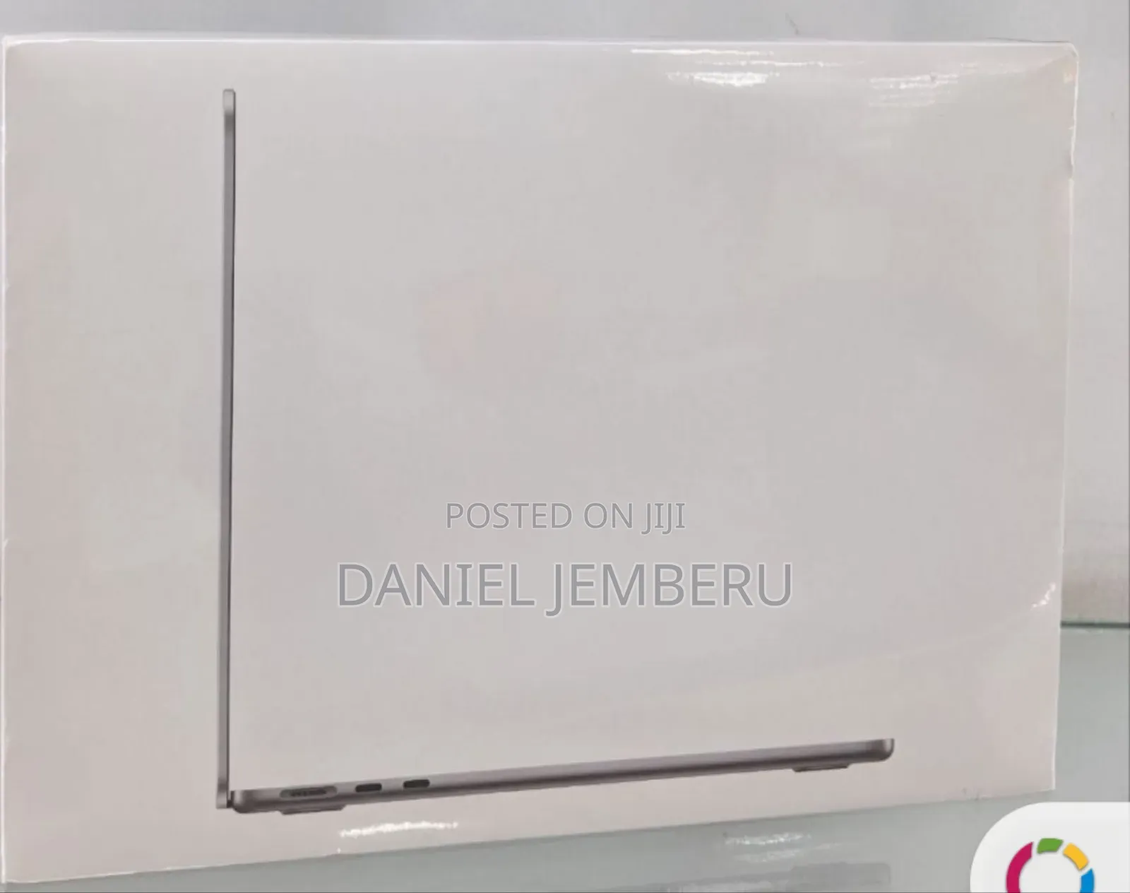 New Laptop Apple MacBook Air 2022 M2 16GB Apple M2 SSD 256GB