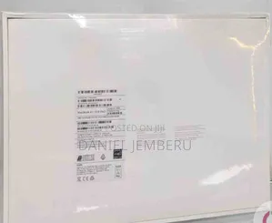 New Laptop Apple MacBook Air 2022 M2 16GB Apple M2 SSD 256GB