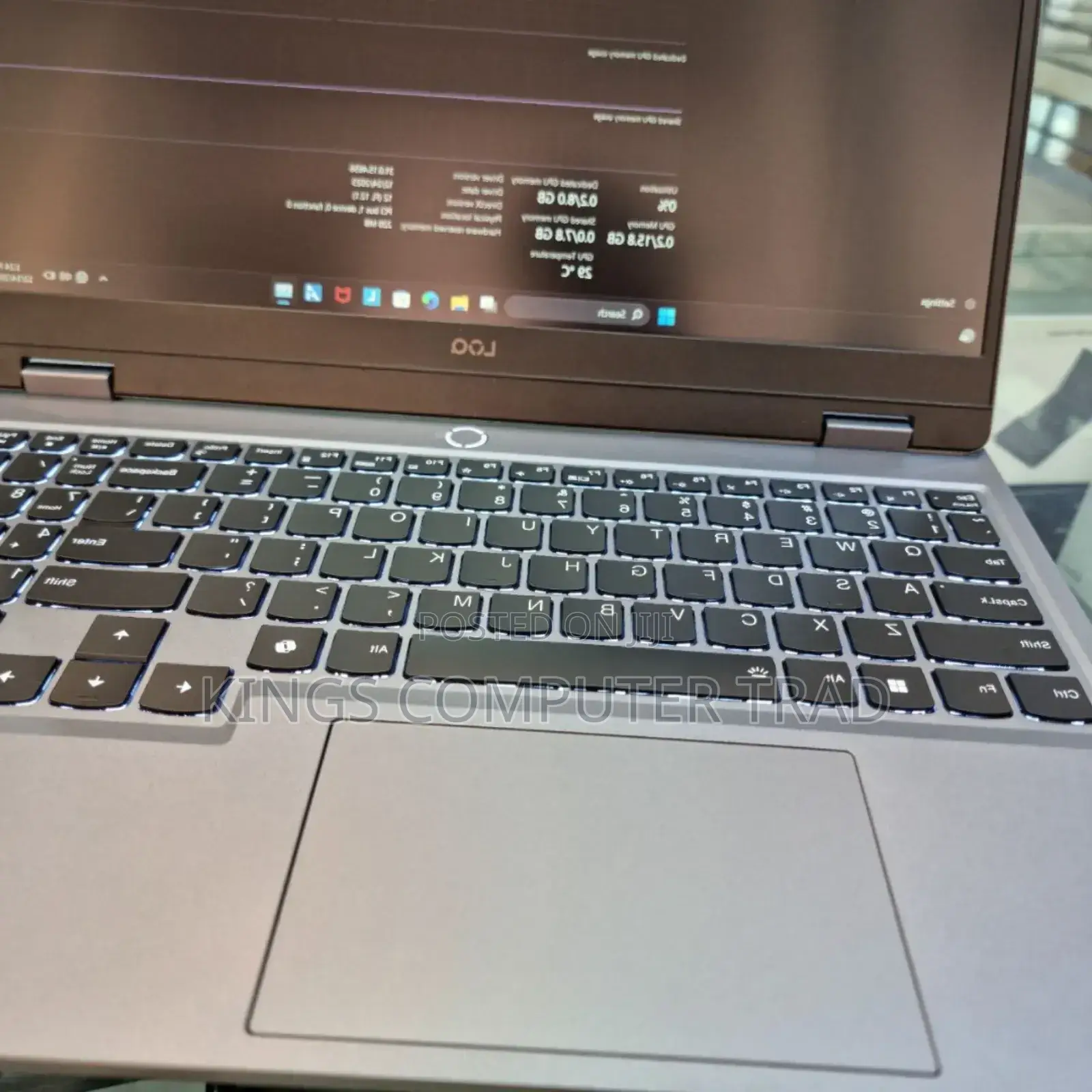 New Laptop Lenovo LOQ 15IRH8 8GB AMD Ryzen 7 SSD 512GB