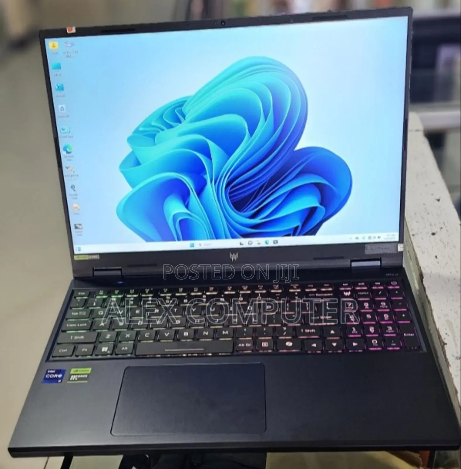 New Laptop Acer Predator Helios 300 16GB Intel Core I9 SSD 1T