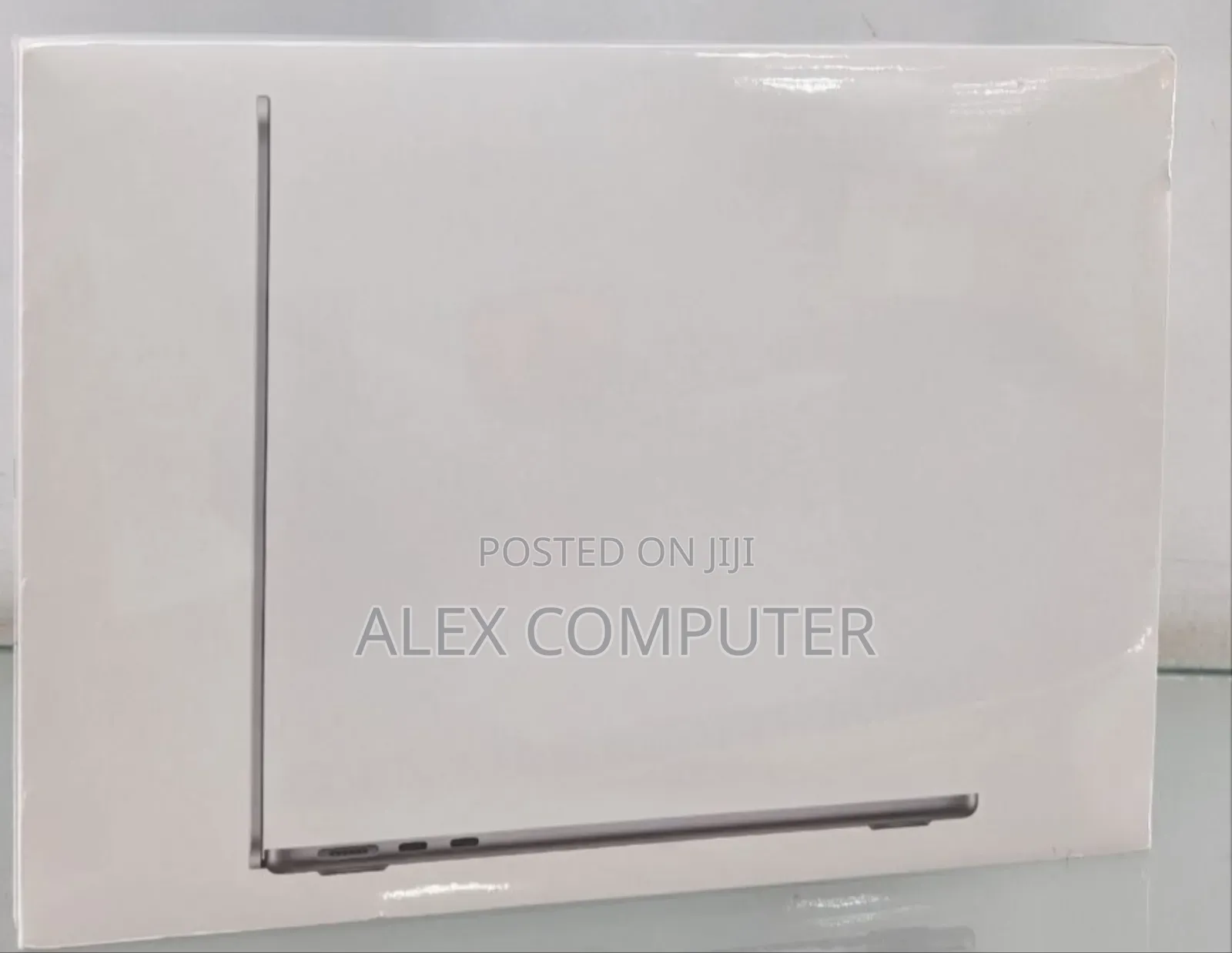 New Laptop Apple MacBook Air 2023 M2 16GB Apple M2 SSD 256GB