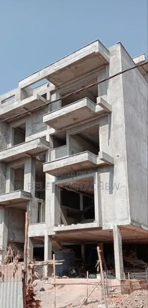 8bdrm House in Megenagna Top View,, Yeka for sale