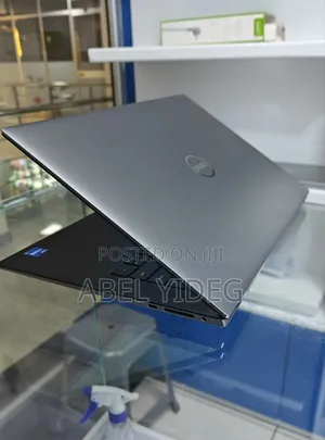 New Laptop Dell Precision 5570 20GB Intel Core I7 SSD 512GB