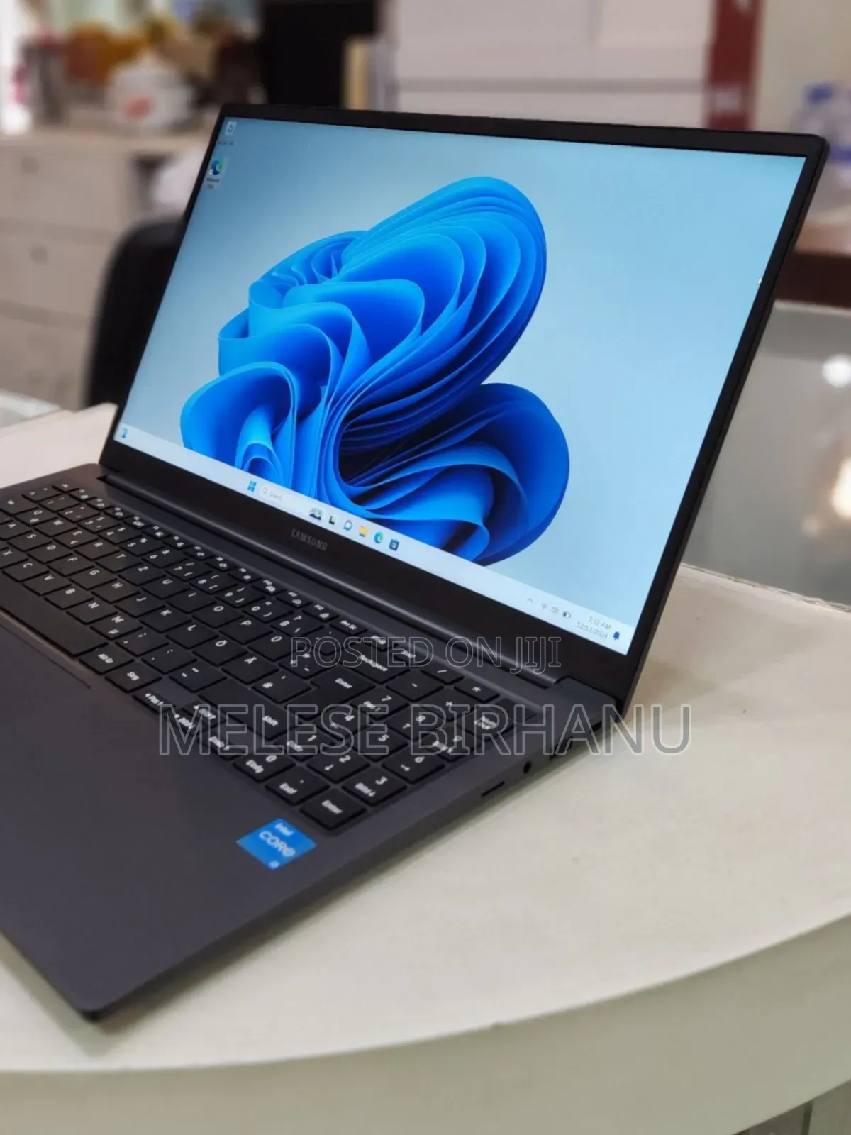 New Laptop Samsung Galaxy Book 2 8GB Intel Core I5 SSD 256GB