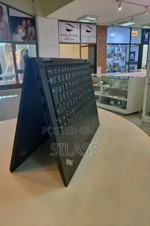 New Laptop Lenovo ThinkPad Yoga 8GB Intel Core I7 SSD 512GB