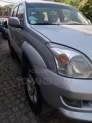 Toyota Land Cruiser 2005 Silver