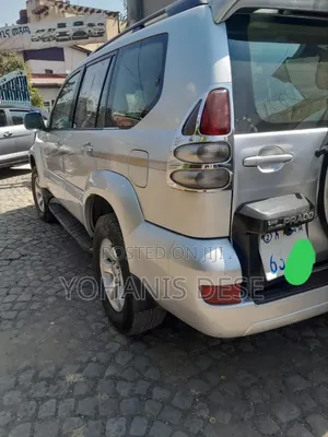 Toyota Land Cruiser 2005 Silver